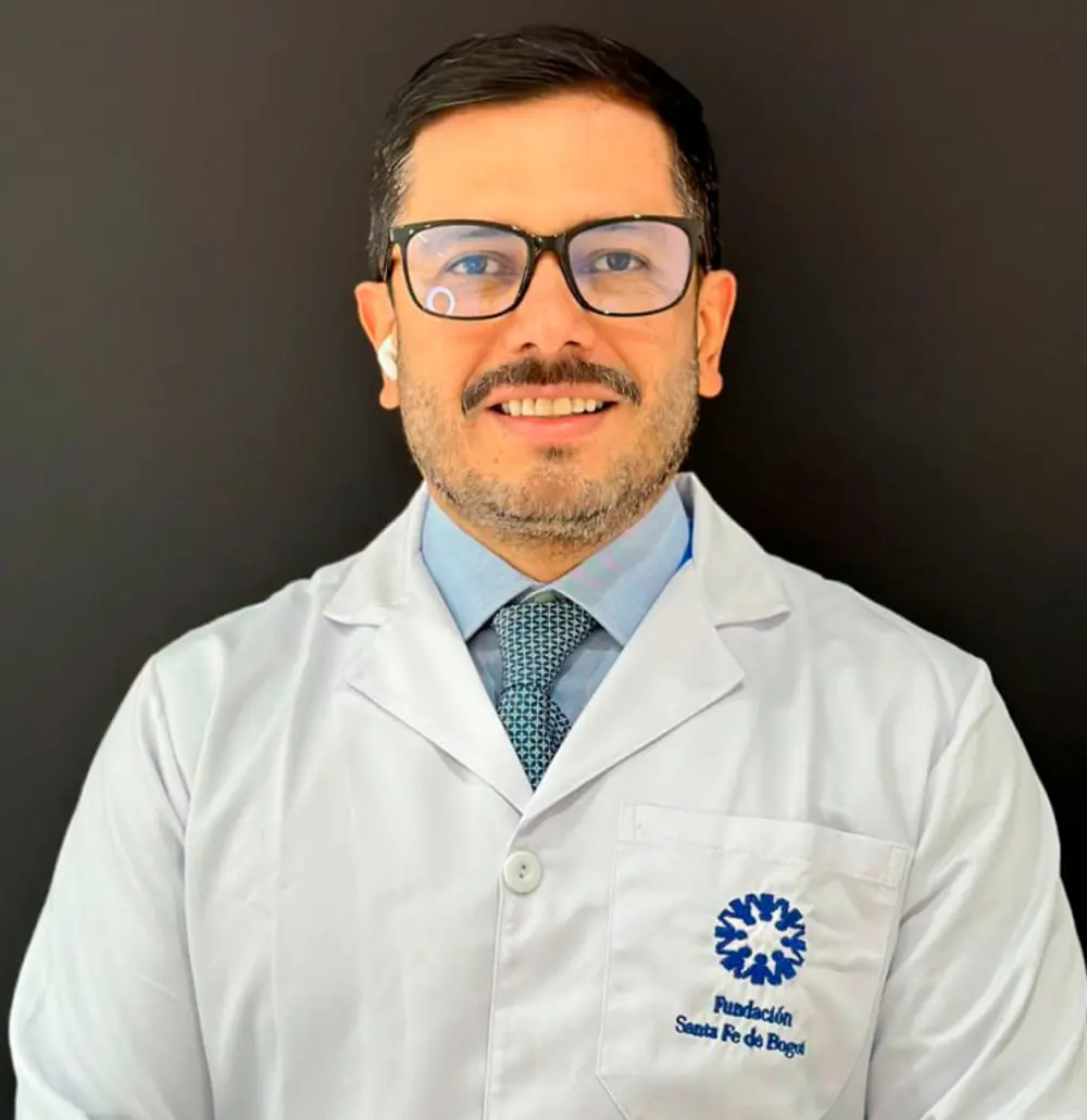 Dr. Ernesto Reyes